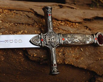 Lionheart Legacy Sword – Royal Edition