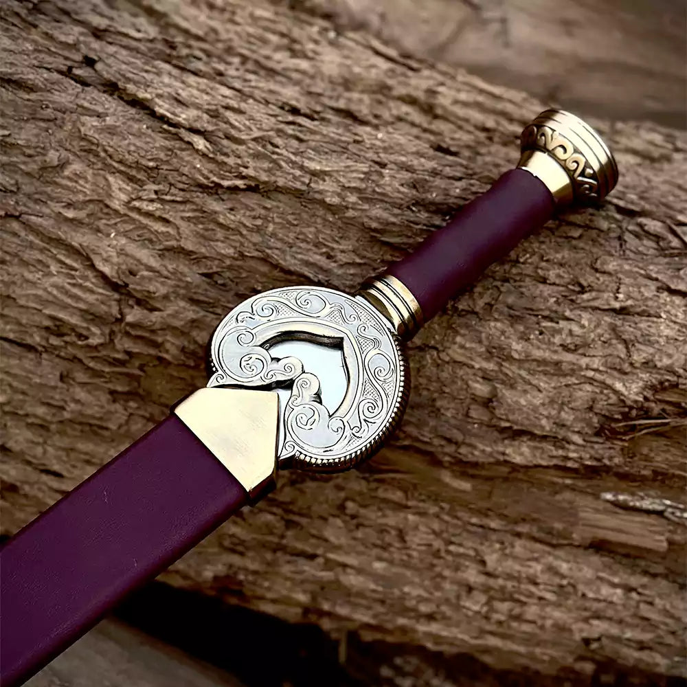 Golden King War Sword – Royal Guard Edition