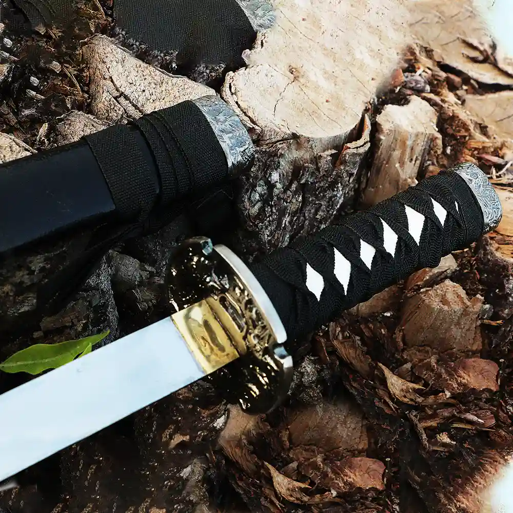 Short Samurai Katana Sword Replica  With Scabbard