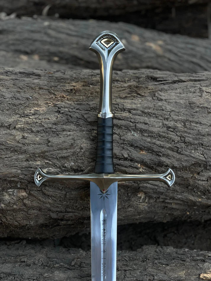 Anduril Narsil Sword Replica With Scabbard & Wall Mount