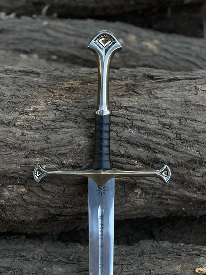 Anduril Narsil Sword Replica With Scabbard & Wall Mount