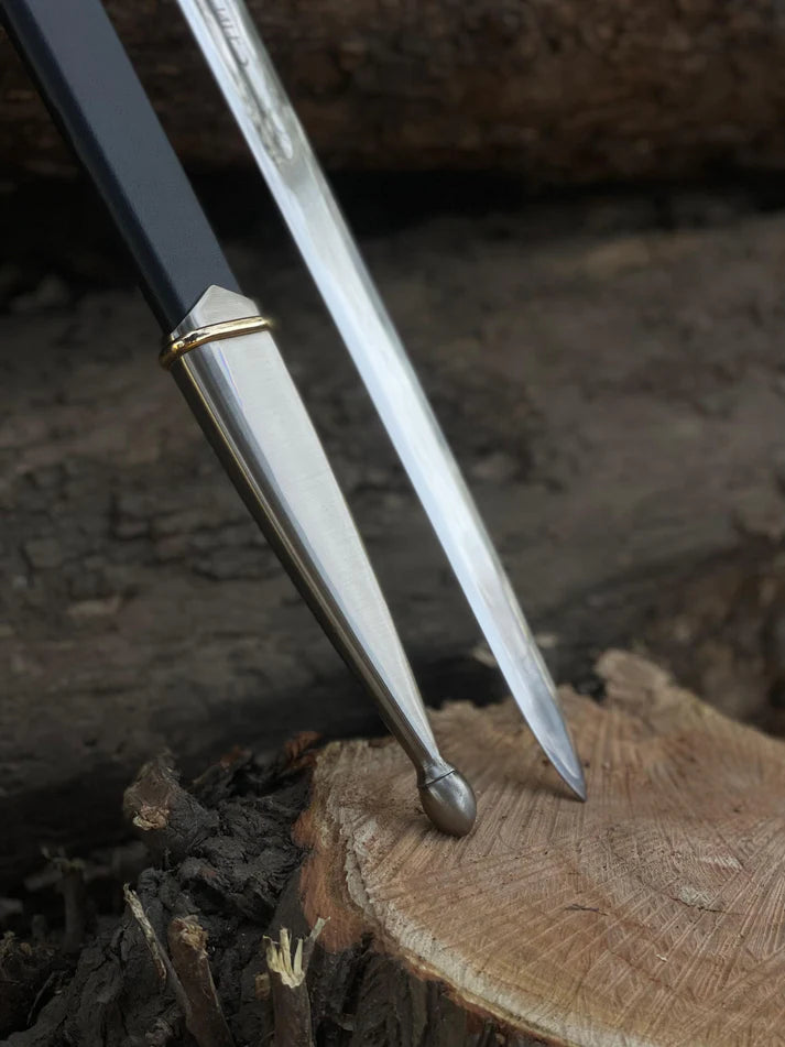 Anduril Narsil Sword Replica With Scabbard & Wall Mount